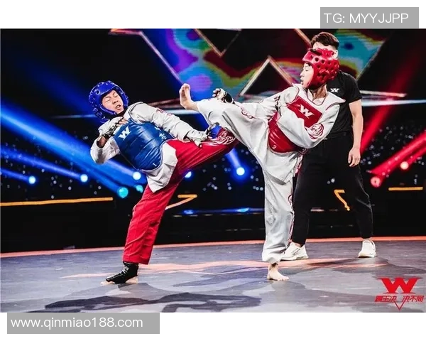 三亚足球明星李成耀：从地方球员到职业赛场的成长之路