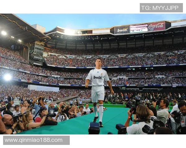 全球足球百大球星卡牌排行榜揭晓 谁将成为球迷心中的顶级传奇之星