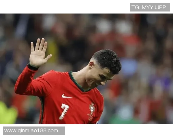 英俊潇洒的足球球星外貌描写展现绿茵场上风采魅力